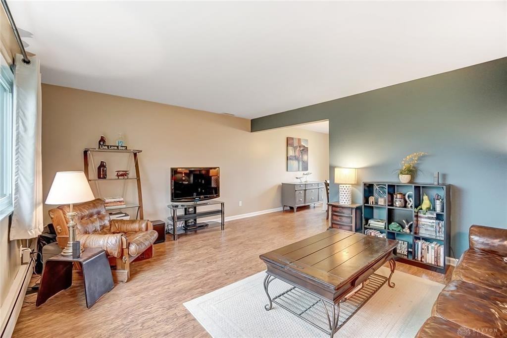 2108 N Fairfield Rd - Photo 5 of 38