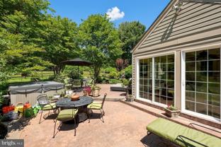 636 Walker Rd - Photo 1 of 1