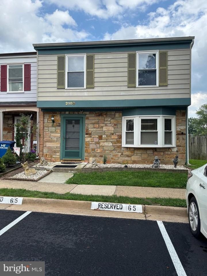 2100 Mager Dr - Photo 2 of 21