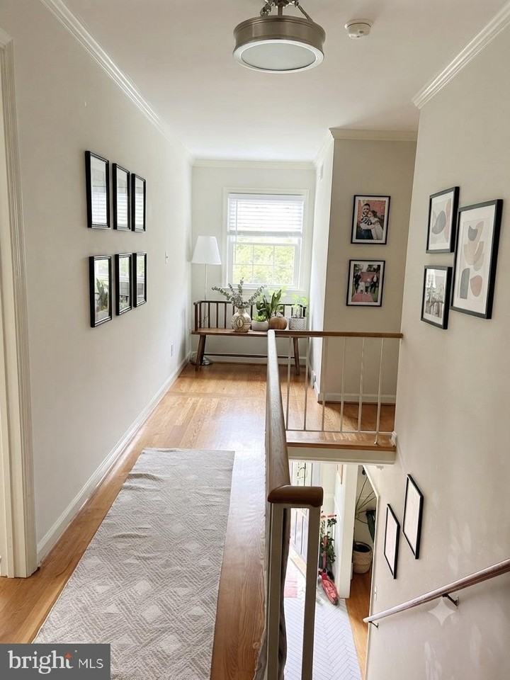 3130 Barnard Ct - Photo 6 of 24