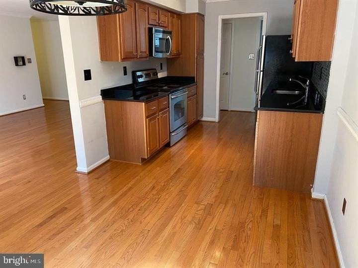 3336 Spring Ln #A34 - Photo 3 of 19