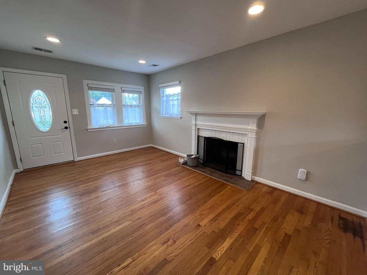 7021 Hickory Hill Rd - Photo 2 of 27