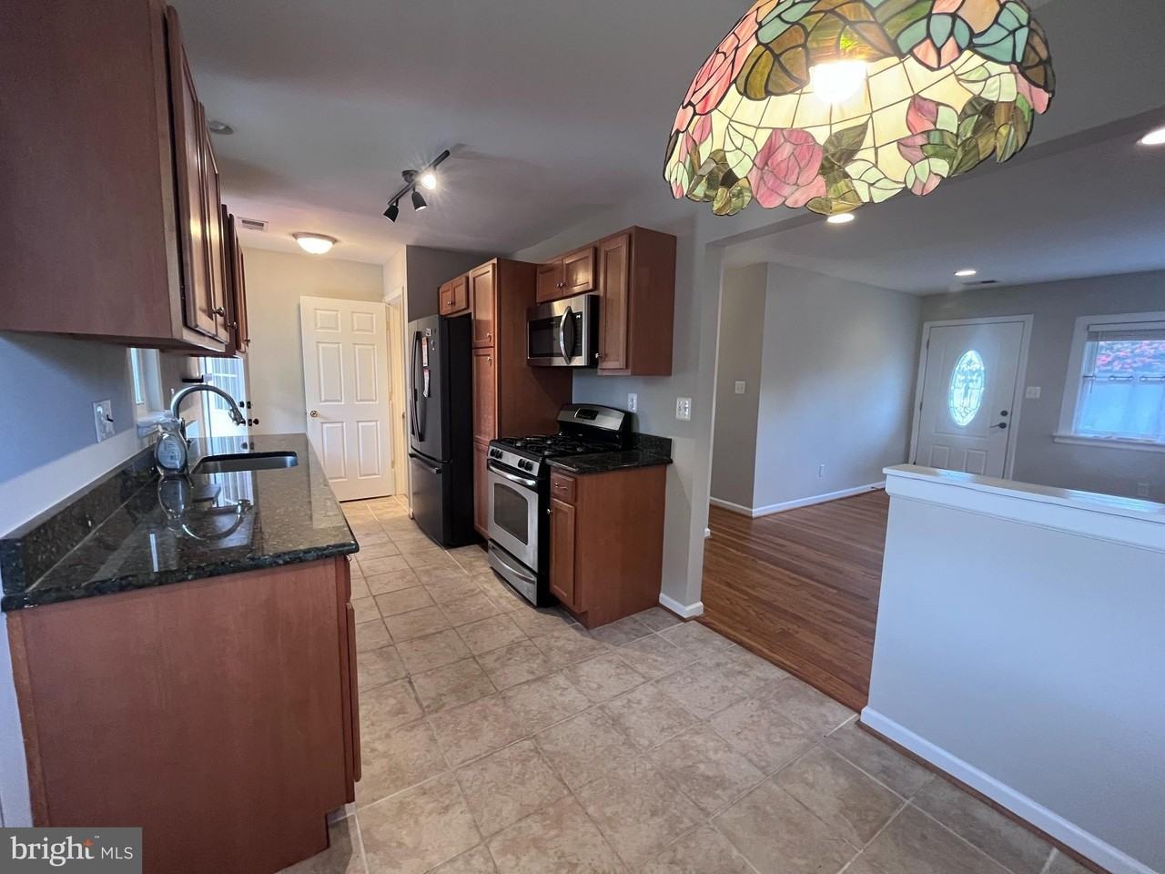 7021 Hickory Hill Rd - Photo 4 of 27