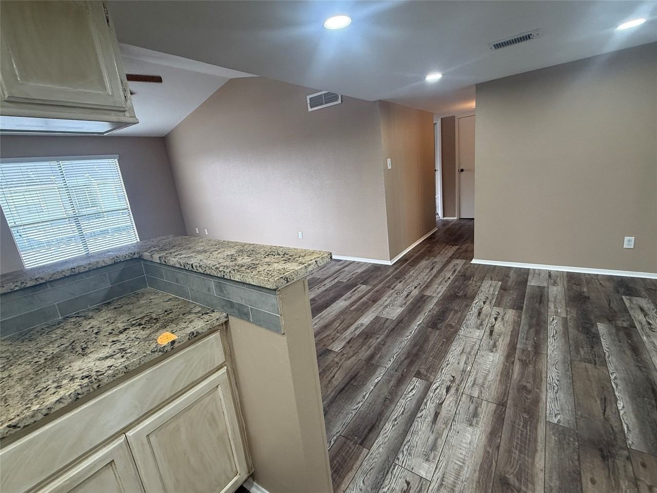 14777 Wunderlich Dr - Photo 2 of 21