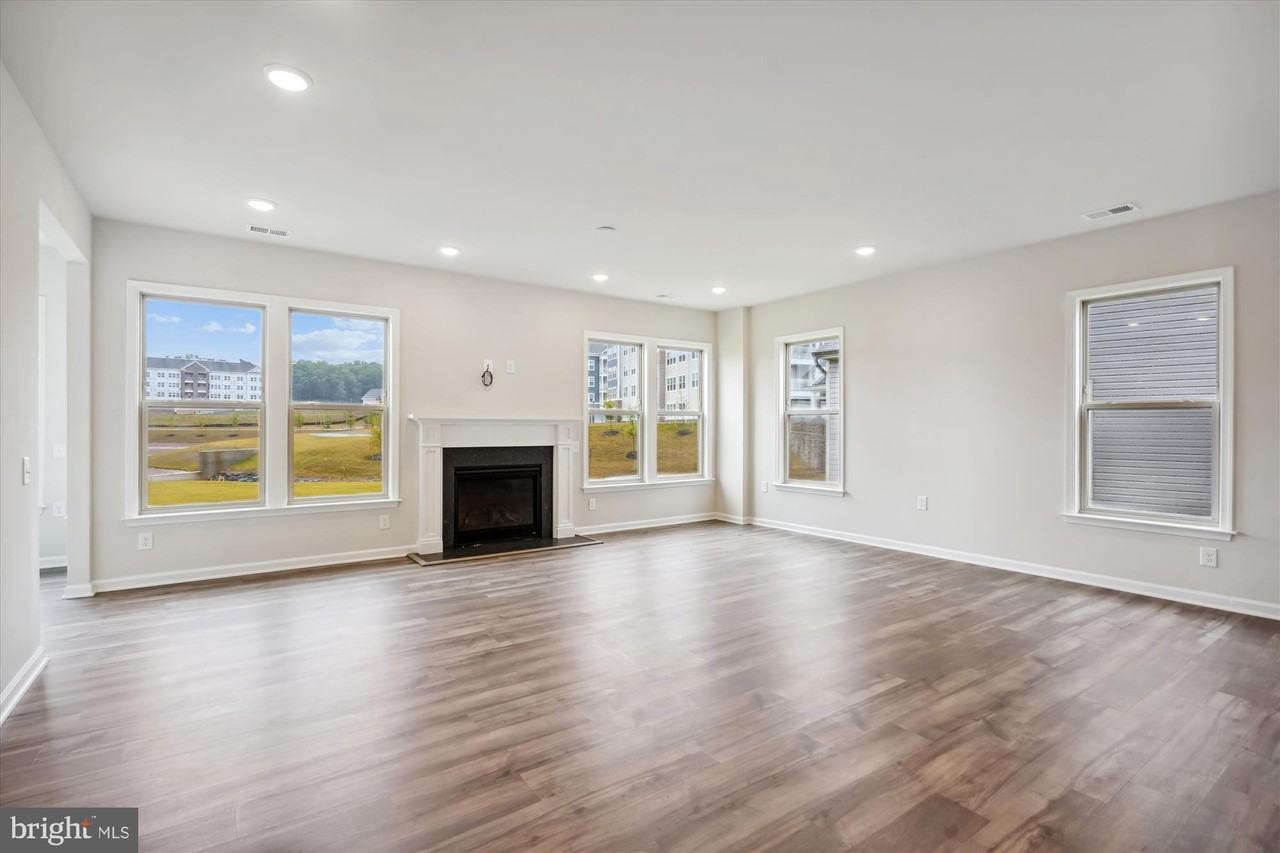 21812 Hawksbill High Cir - Photo 4 of 21