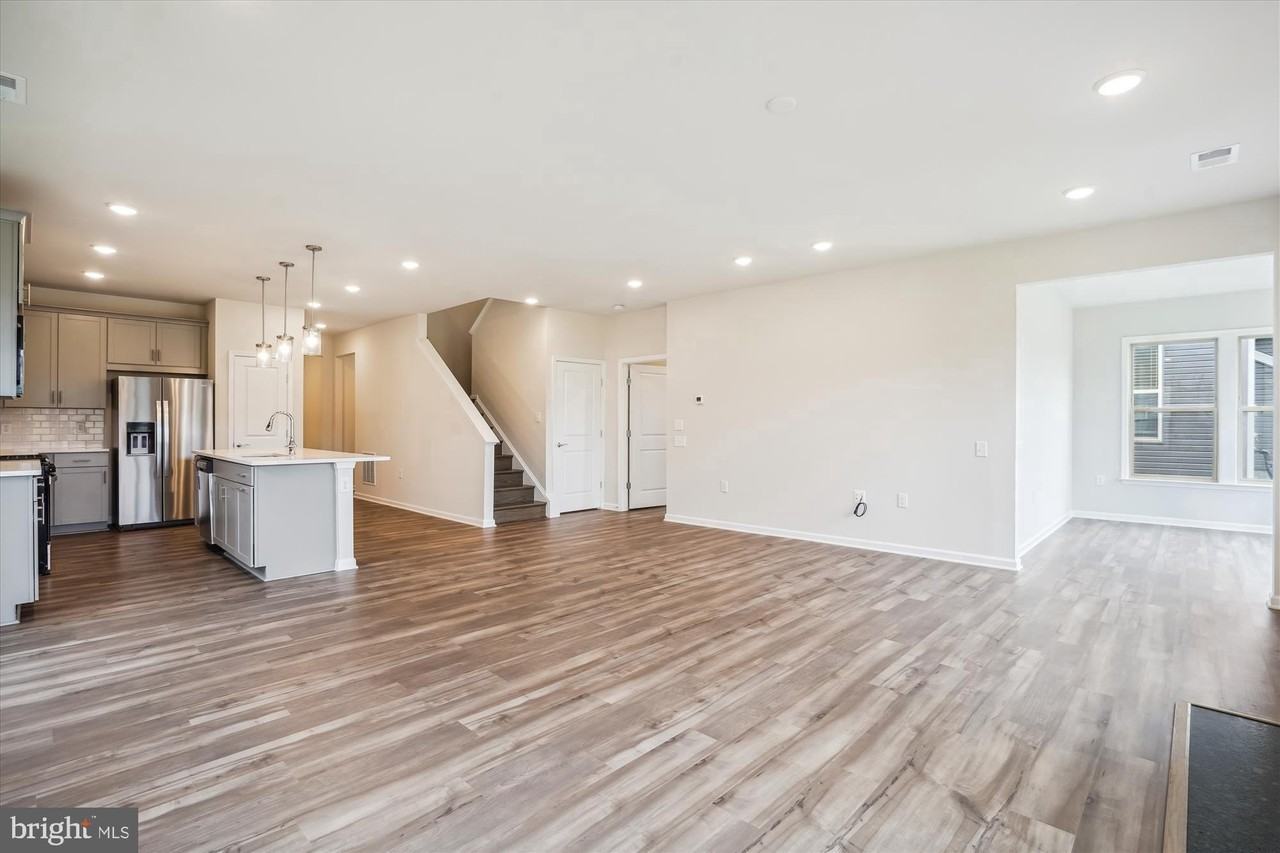 21812 Hawksbill High Cir - Photo 6 of 21