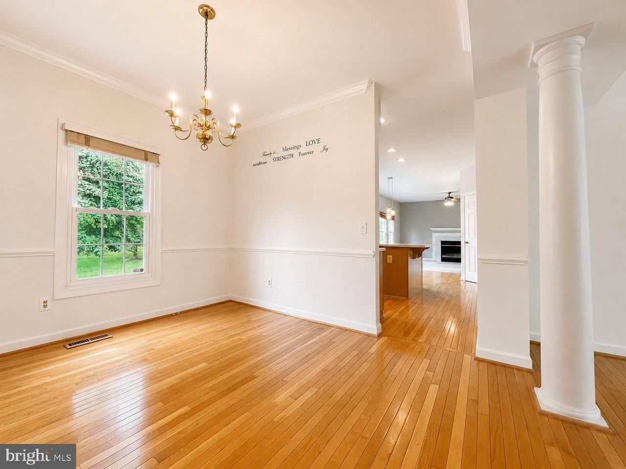 20937 Cox Mills Ct - Photo 7 of 39