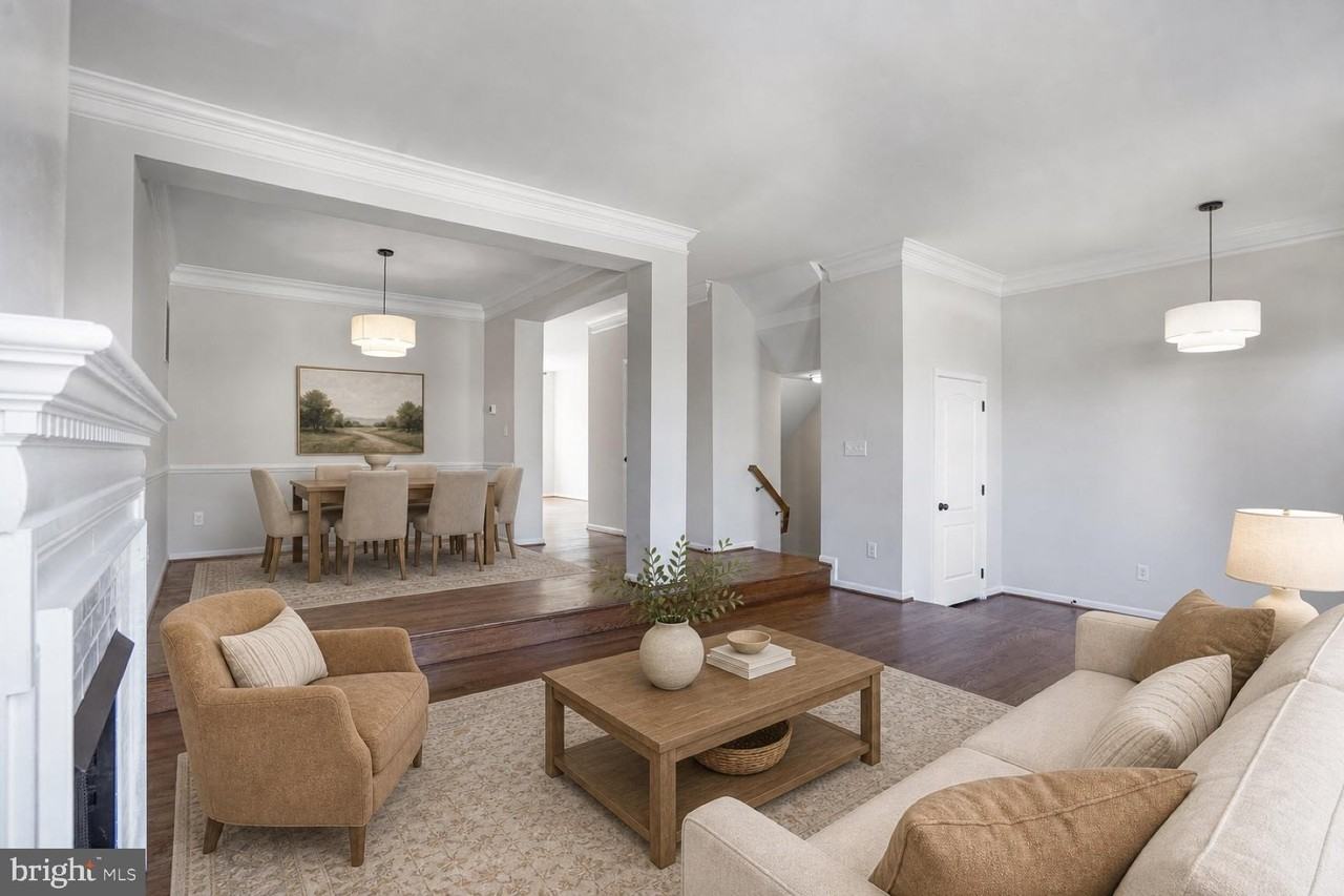 134 Misty Pond Ter - Photo 3 of 42