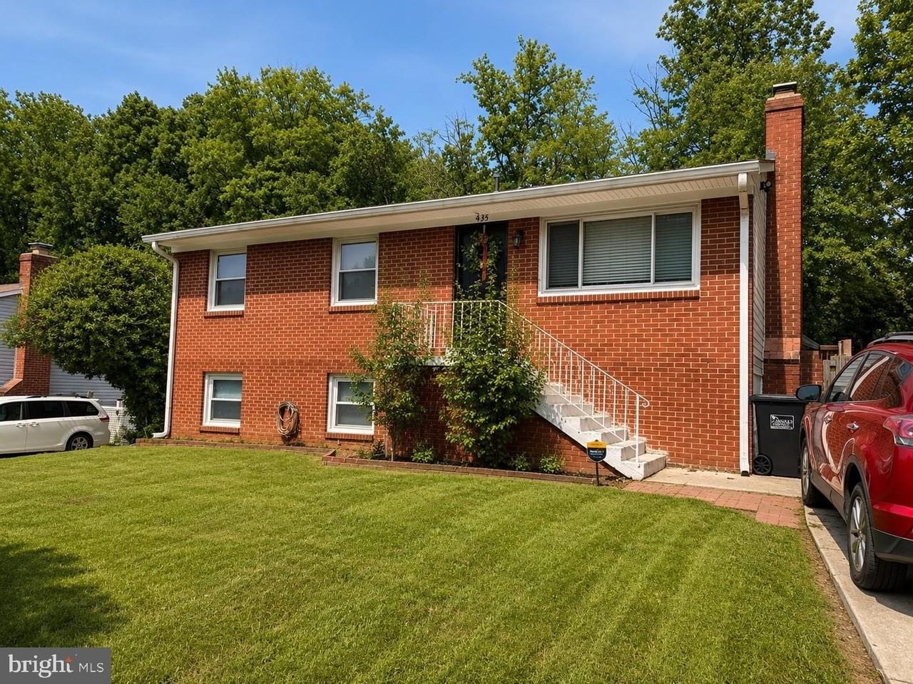 13135 Haddock Rd - Photo 2 of 21