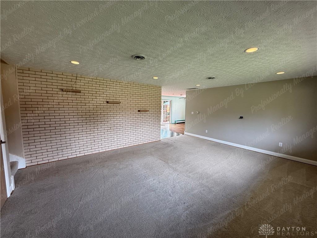 2190 Turnbull Rd - Photo 3 of 50