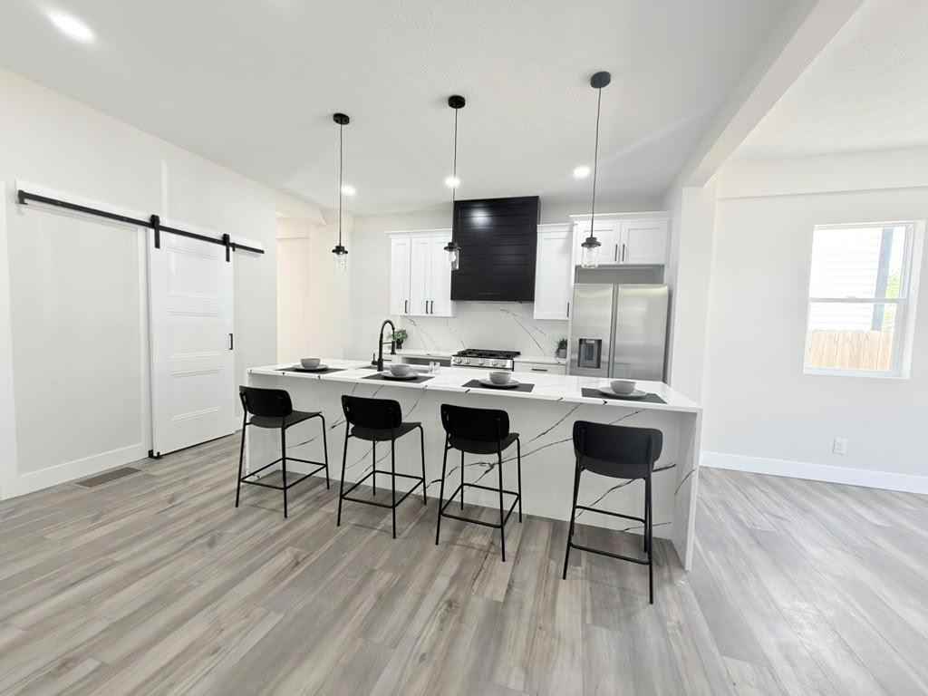 Villa Ave - Photo 4 of 9