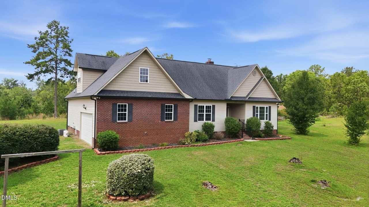 494 Asset Pkwy - Photo 3 of 46