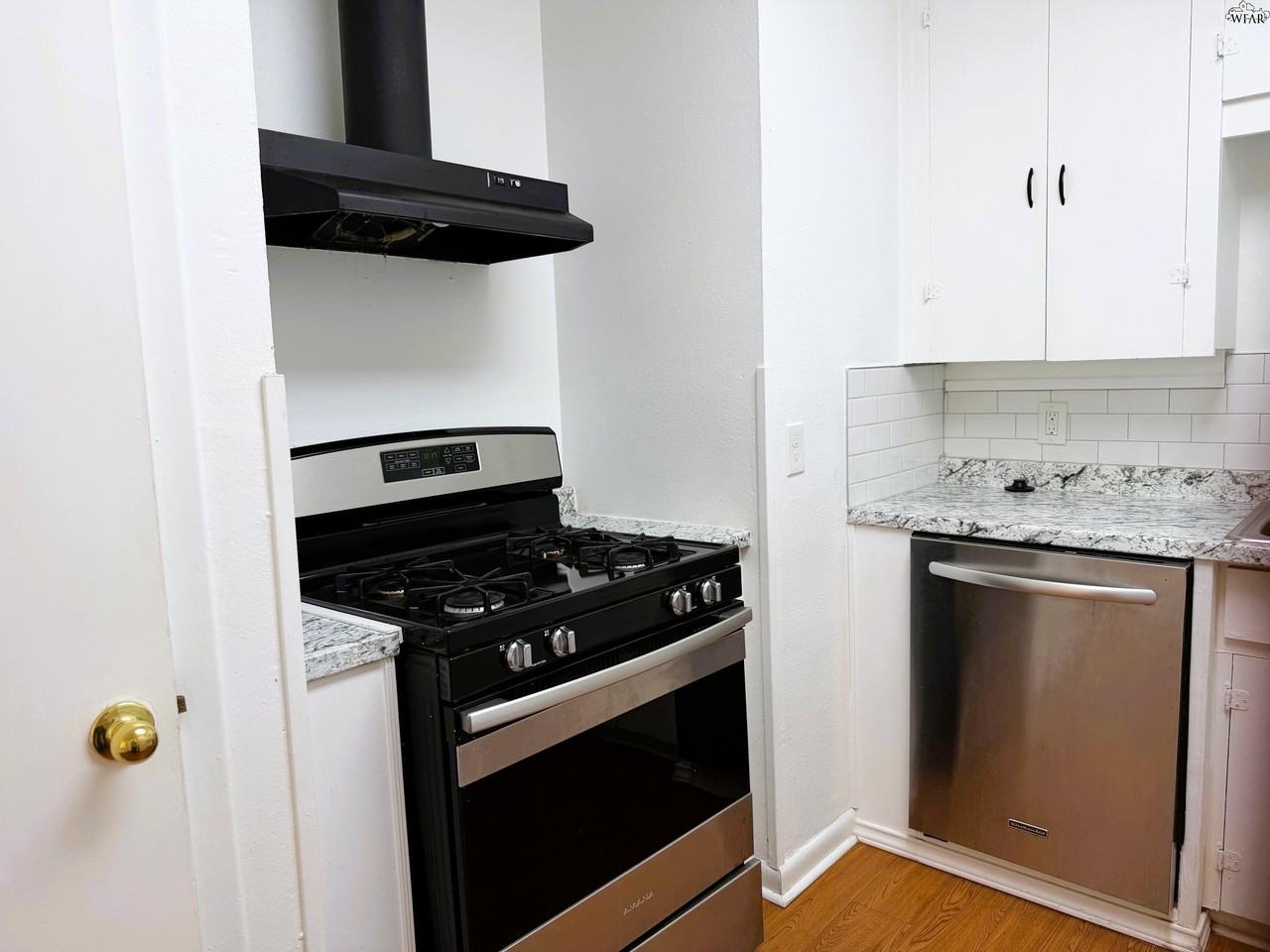 2951 Moffett Ave - Photo 5 of 23