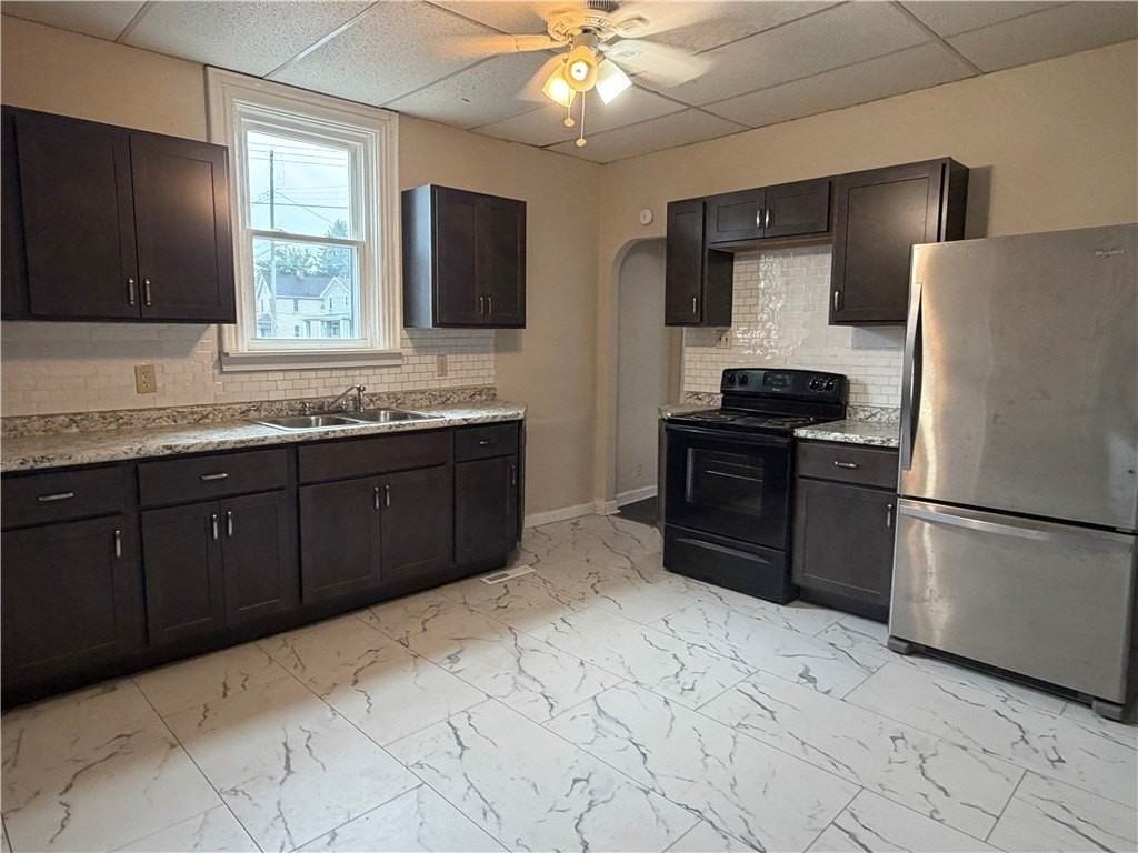 1700 5th Ave - Photo 4 of 13