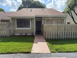 featured image of 3548 Nw 111th Ter