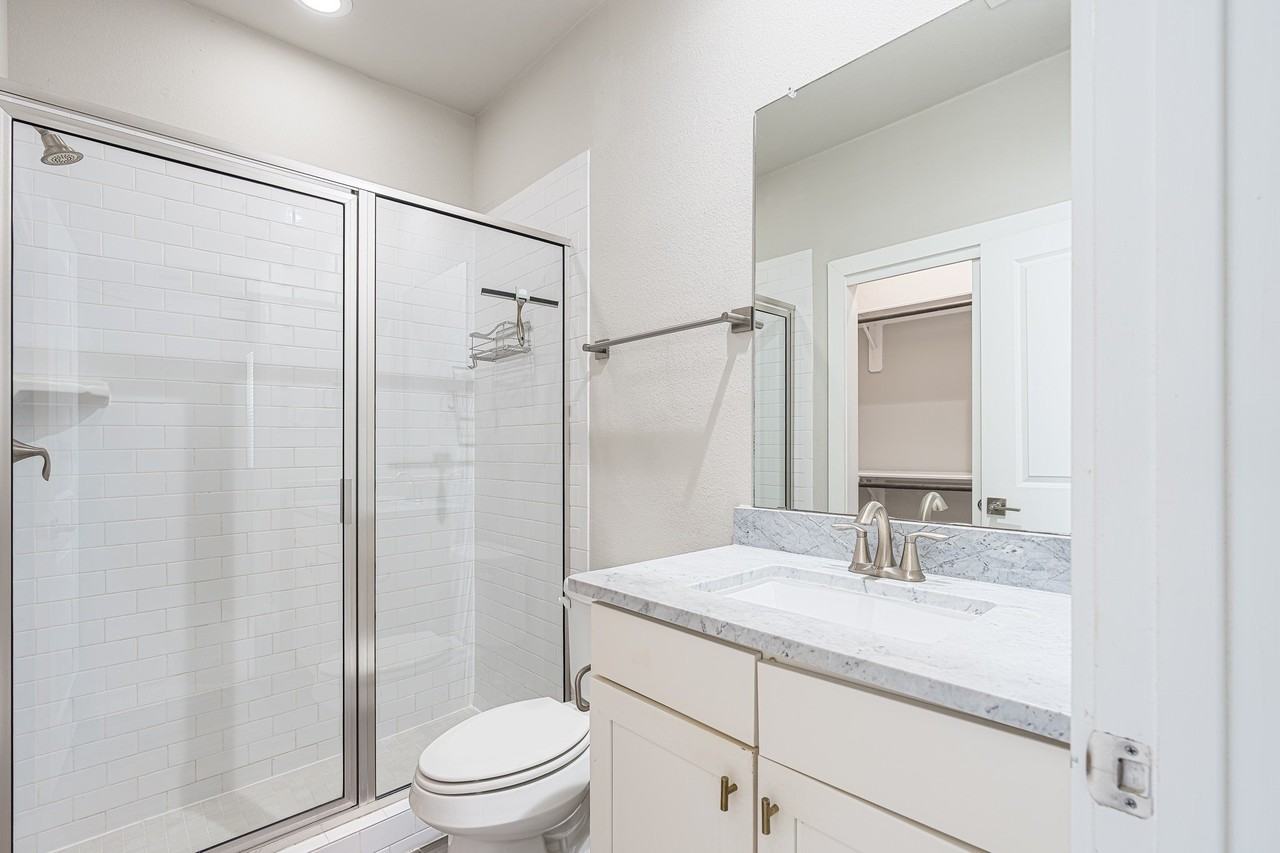 5813 Petty St #C - Photo 6 of 27