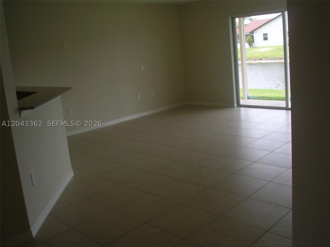 9247 Chambers St - Photo 5 of 12