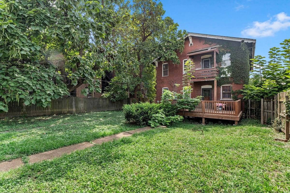 3948 S Grand Blvd - Photo 7 of 15