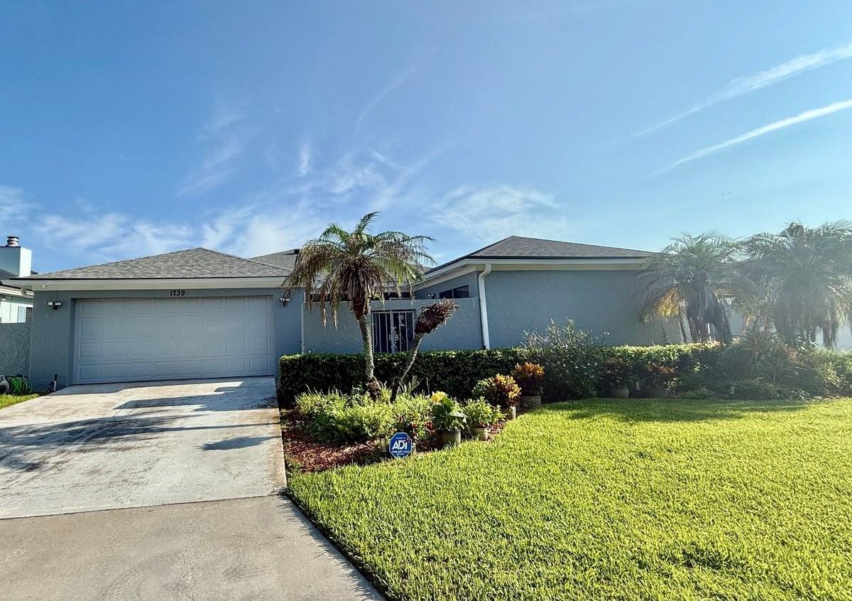 1739 Lake Marion Dr
