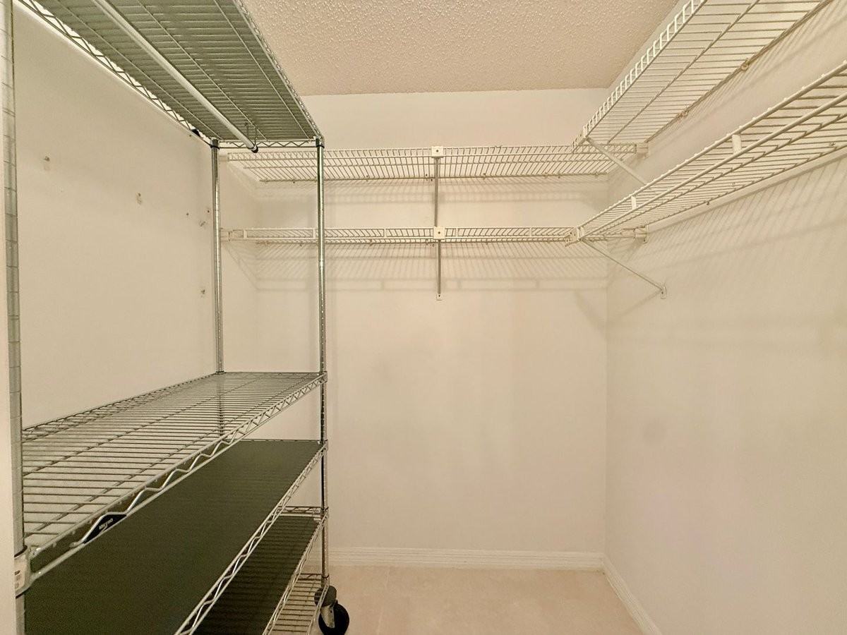 1739 Lake Marion Dr - Photo 6 of 20