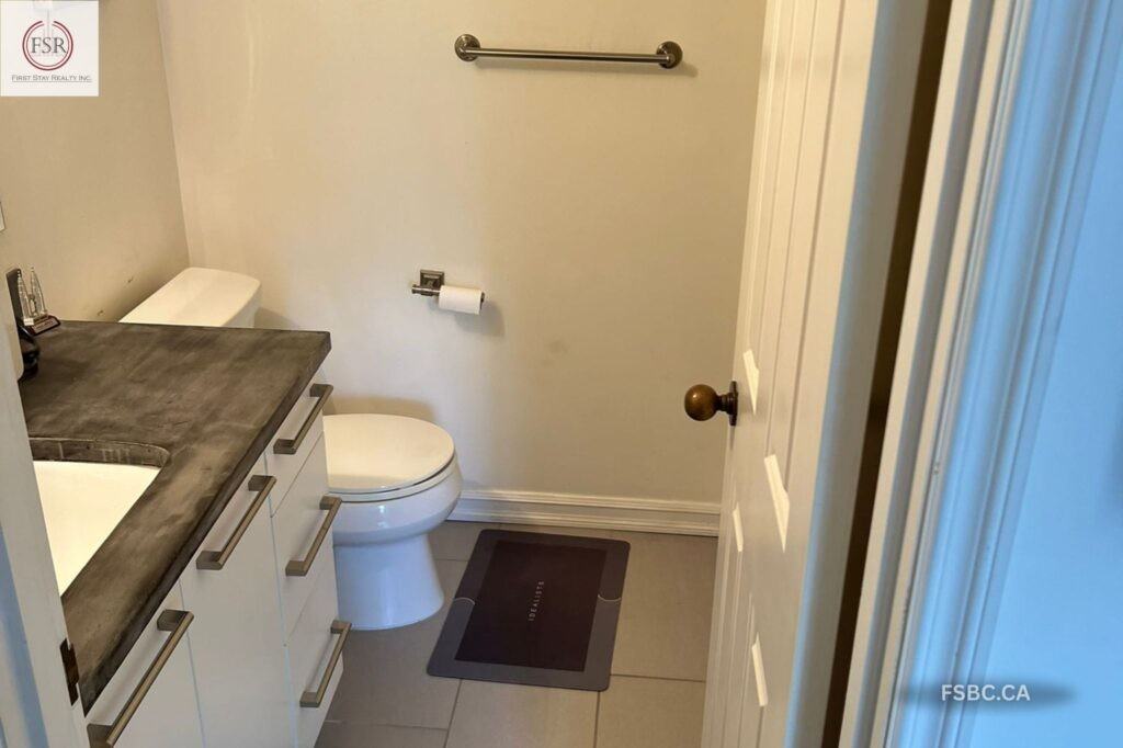 2181 Panorama Drive #111 - Photo 4 of 9