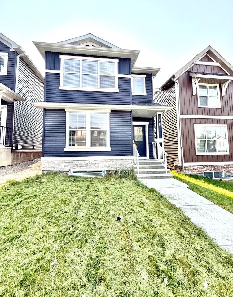 48 Ambleside Cres Nw - Photo 3 of 28