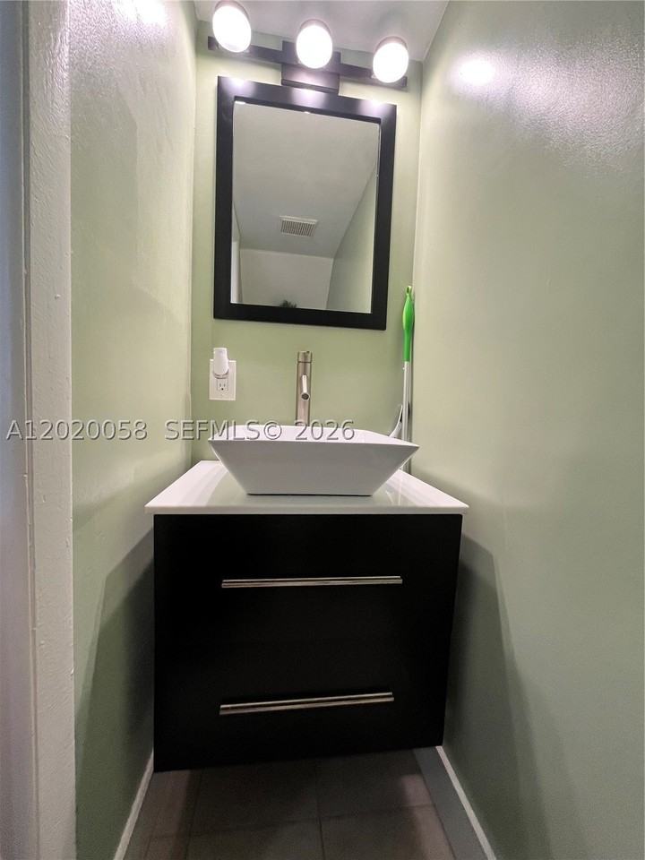 5580 W 26th Ct #204 - Photo 6 of 14