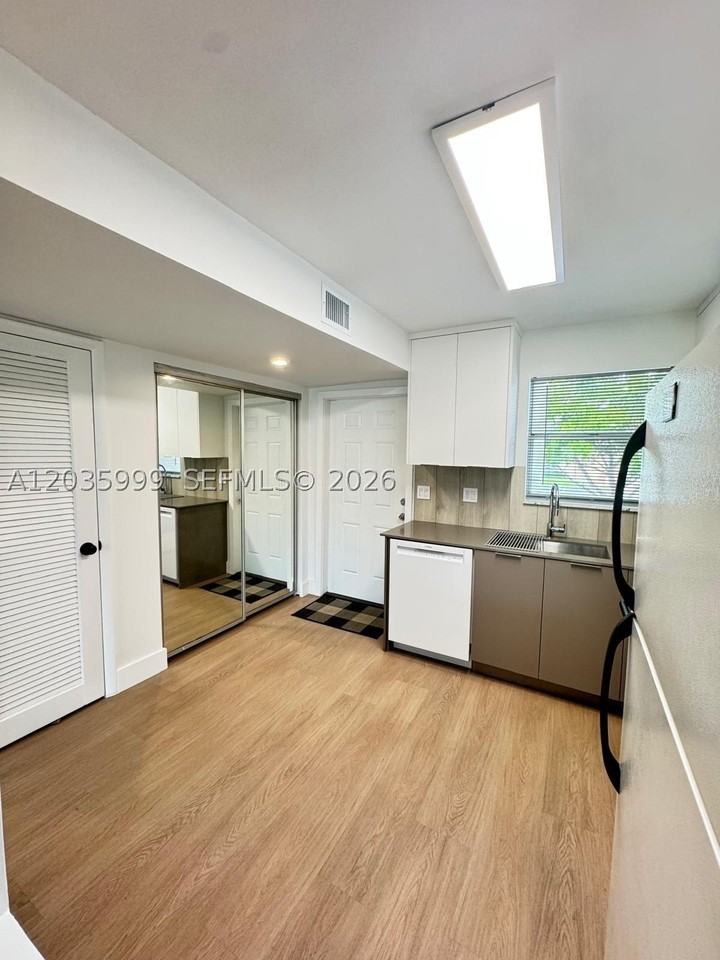 8300 Sunrise Lakes Blvd #212 - Photo 3 of 23