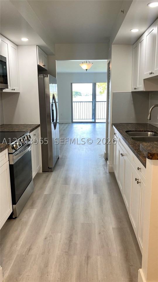 13800 Sw 5th Ct #209M - Photo 4 of 34