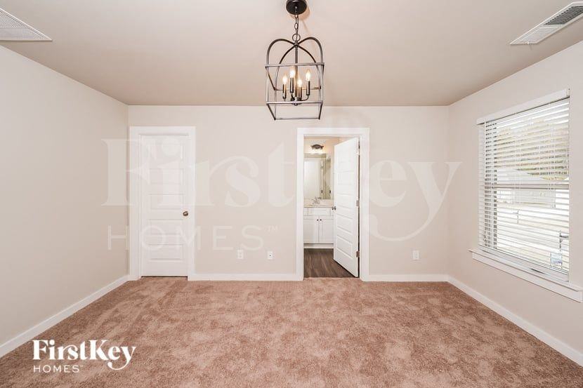 1325 Brookhaven Dr - Photo 7 of 15