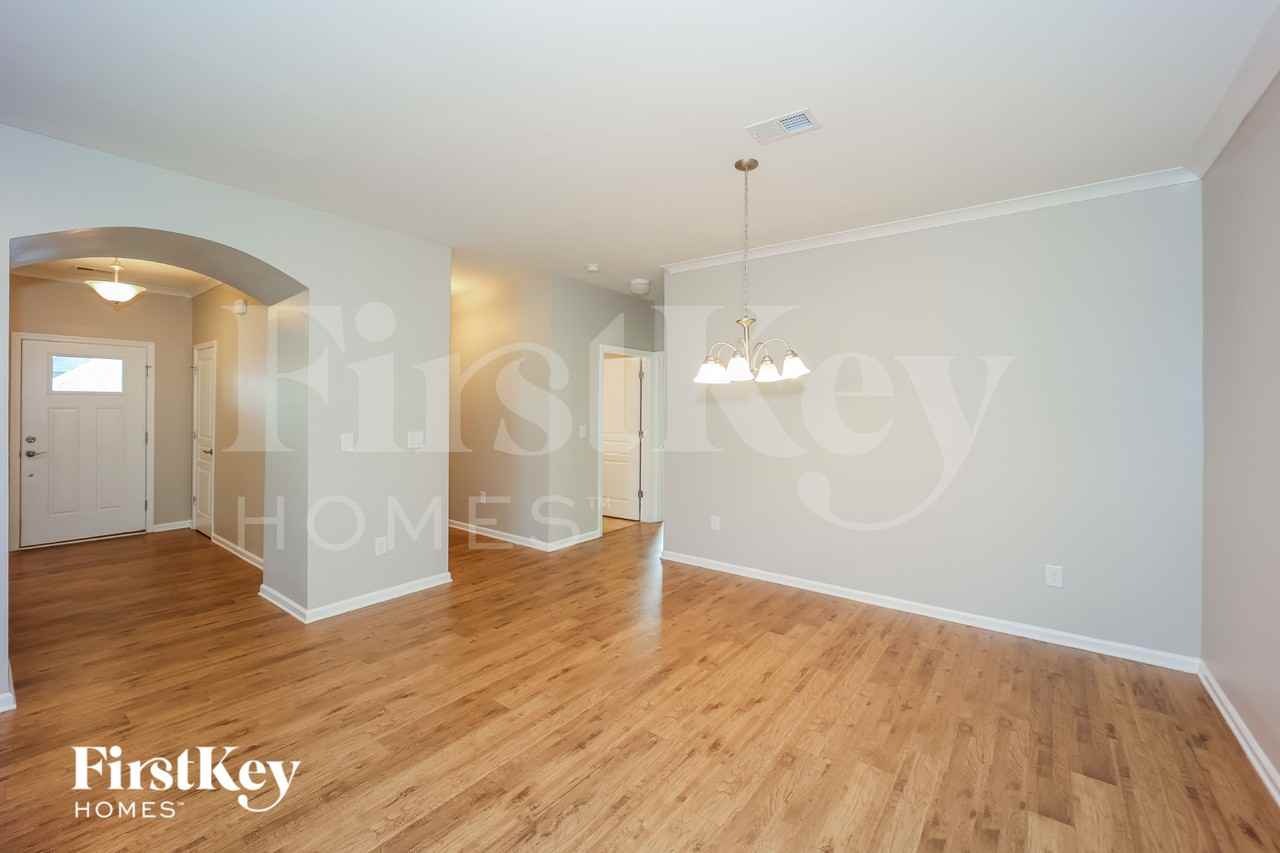 206 Florence Rd - Photo 7 of 18