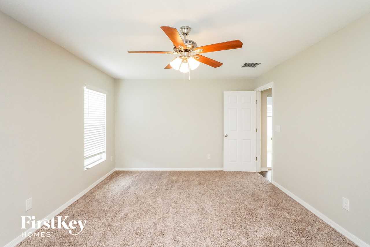 2898 Harlow Ave - Photo 7 of 15
