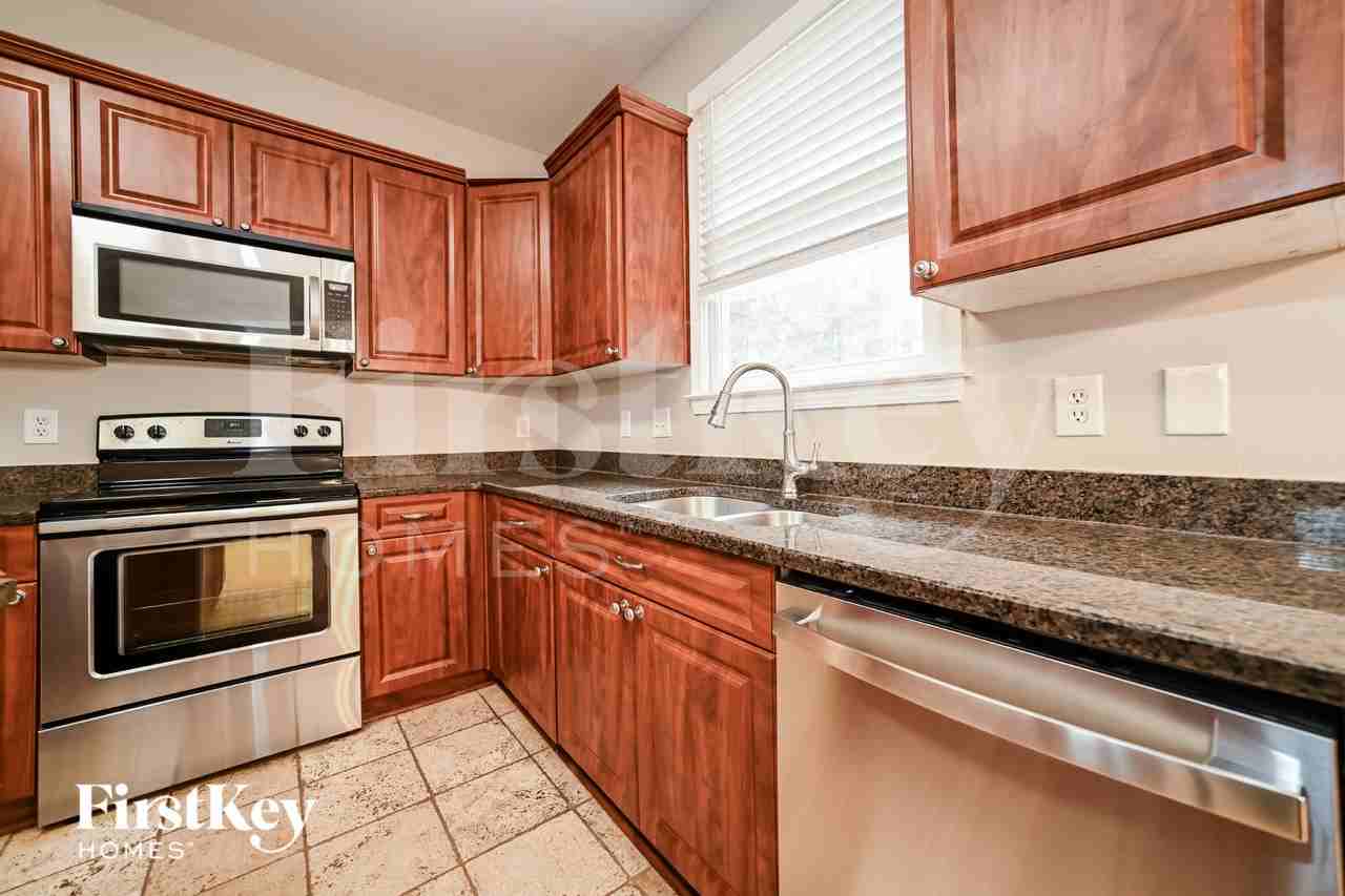 110 Westbrook Way - Photo 6 of 18