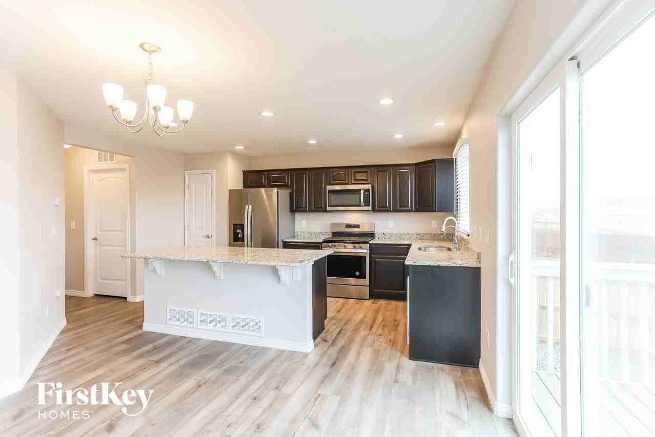 11145 Rockcastle Dr - Photo 5 of 15