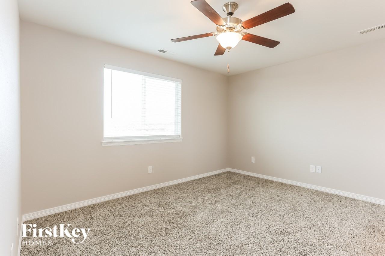 11145 Rockcastle Dr - Photo 7 of 15