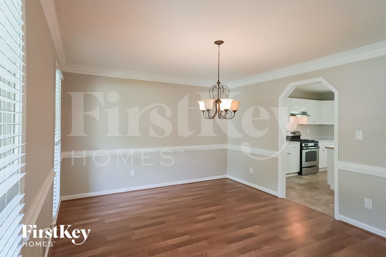 174 Somerset Ln - Photo 6 of 18