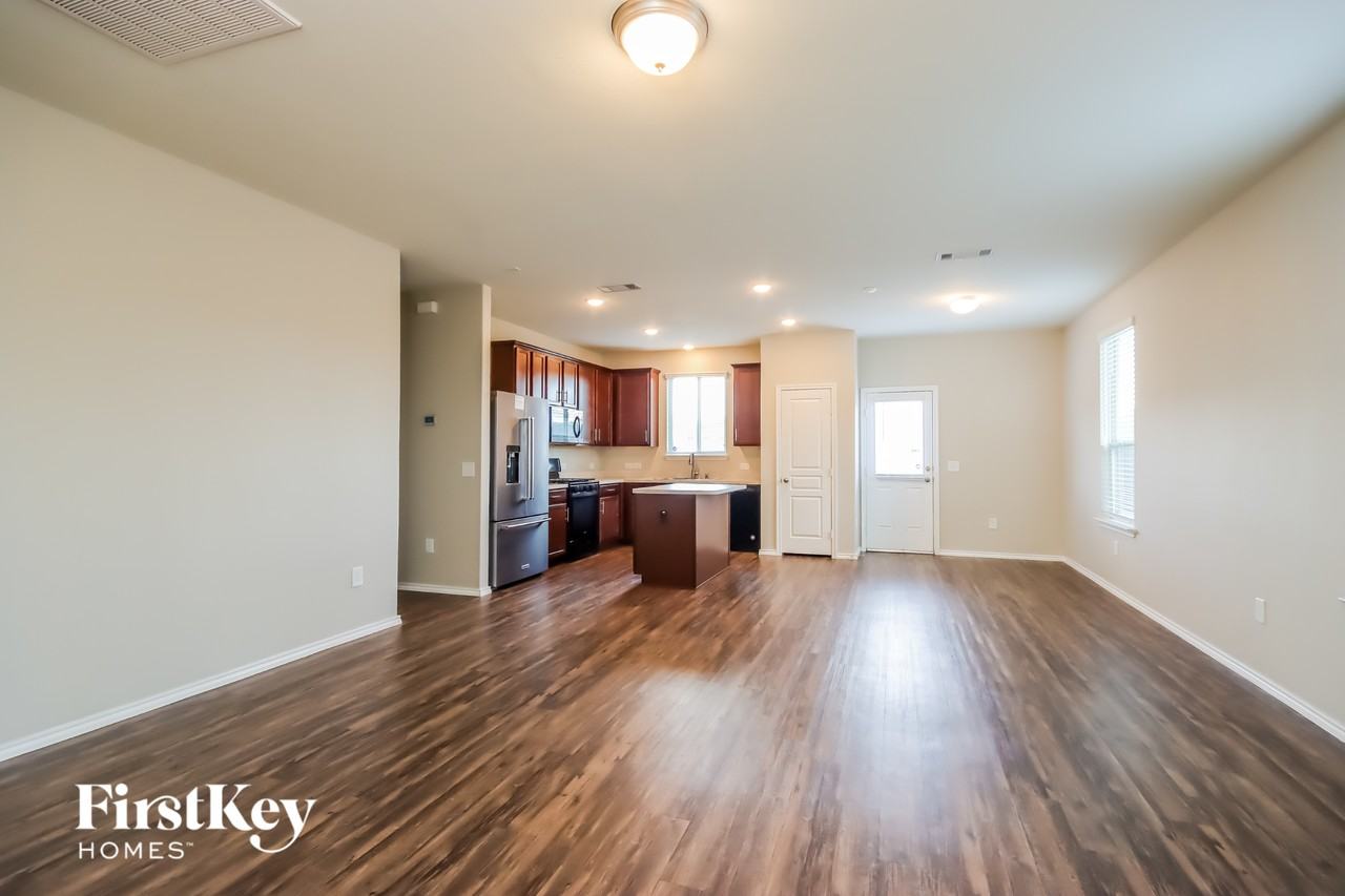 14607 Jasper Stream Ct - Photo 4 of 15