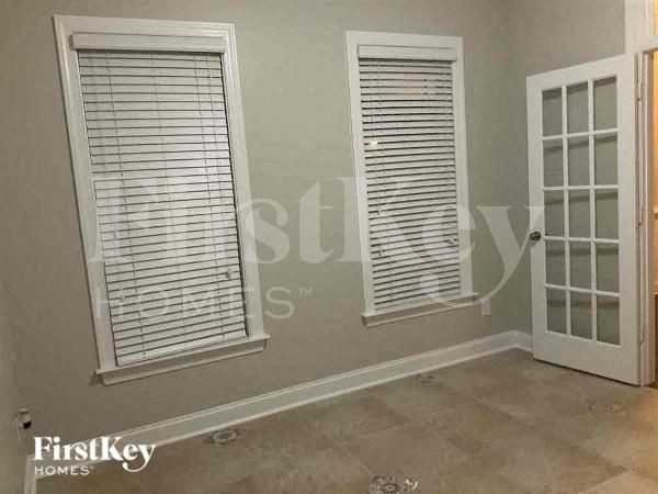 120 Boling Springs Ct - Photo 2 of 11