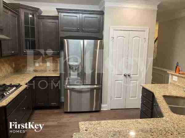 120 Boling Springs Ct - Photo 5 of 11