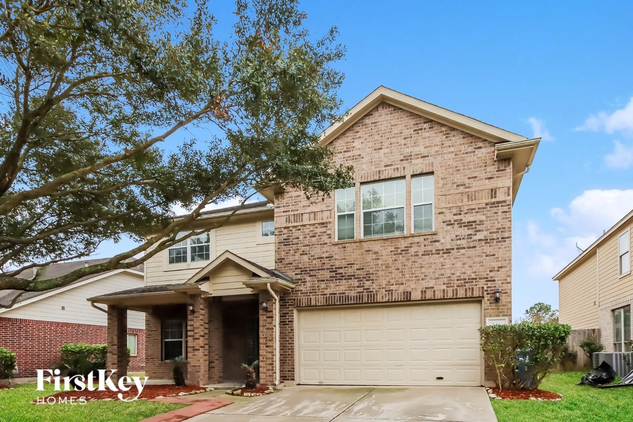 9410 Mustang Park Ct - Photo 2 of 15