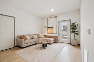 featured image of 511 S Interlake Rd