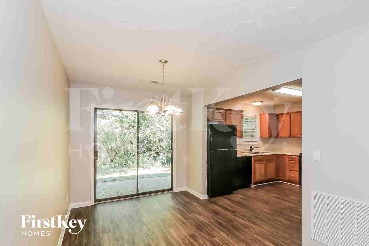 4665 Jamerson Forest Pkwy - Photo 6 of 18