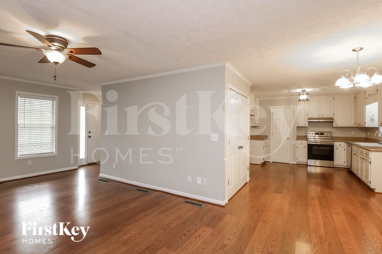 4060 Mark Todd Ct - Photo 2 of 18