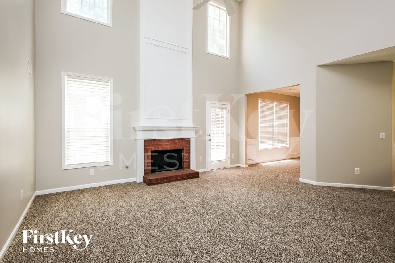 235 Lazy Willow Ln - Photo 4 of 18