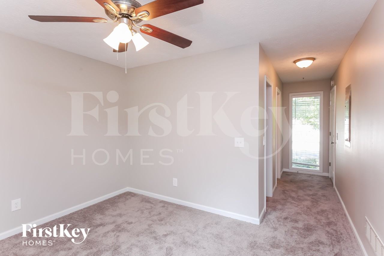 5417 Hulsey Cir - Photo 7 of 15