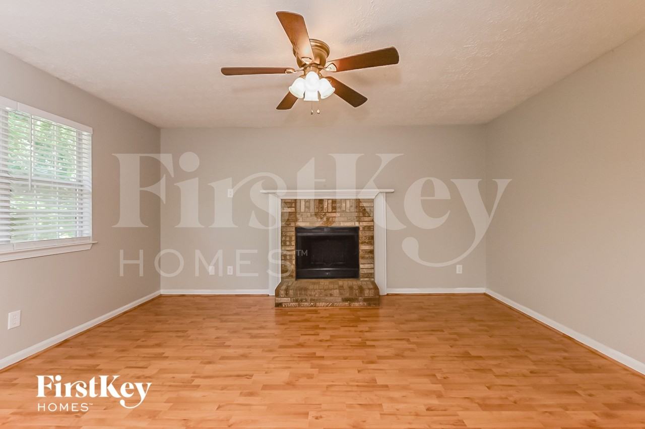 3792 Raiders Ridge Dr - Photo 2 of 18