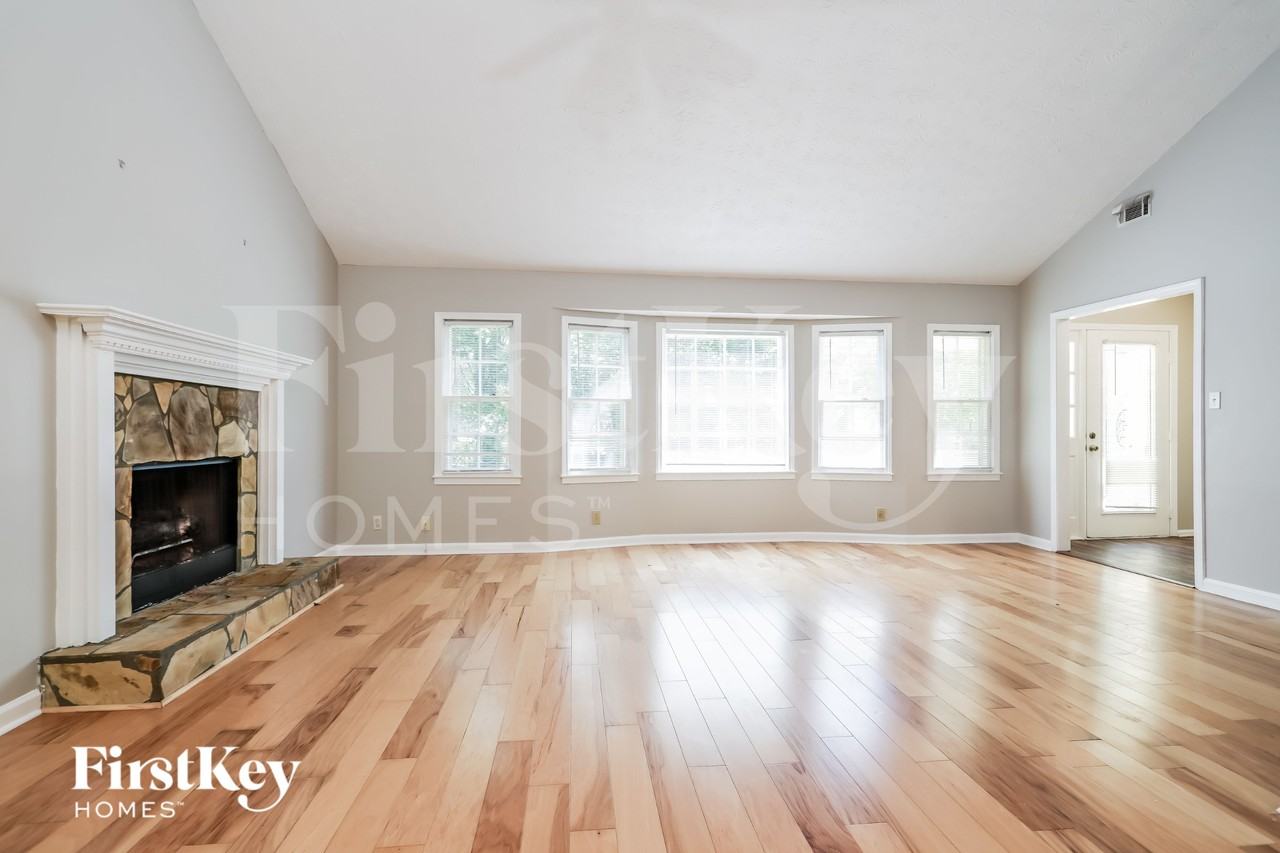 960 Old Spring Way - Photo 2 of 18