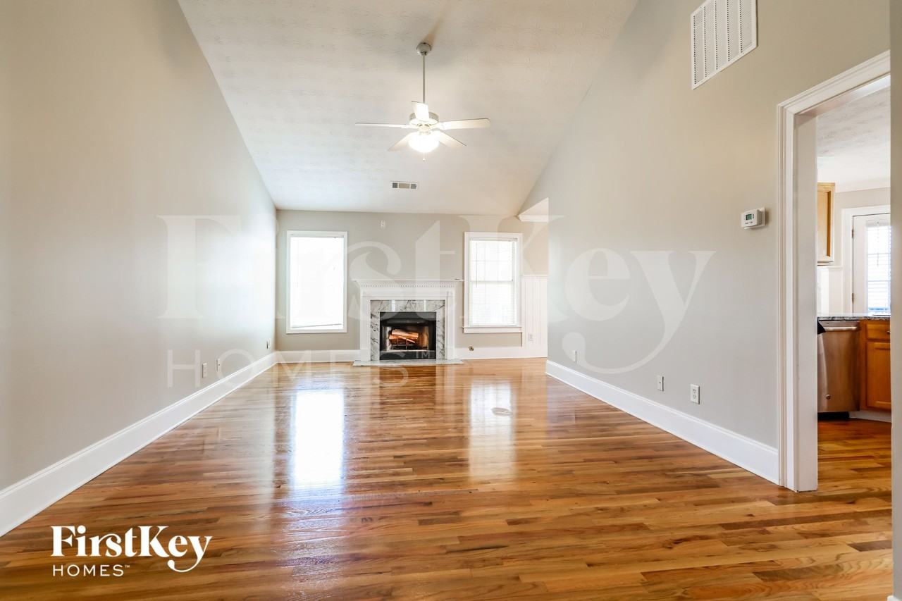 1524 Leeward Ron Dr - Photo 2 of 18