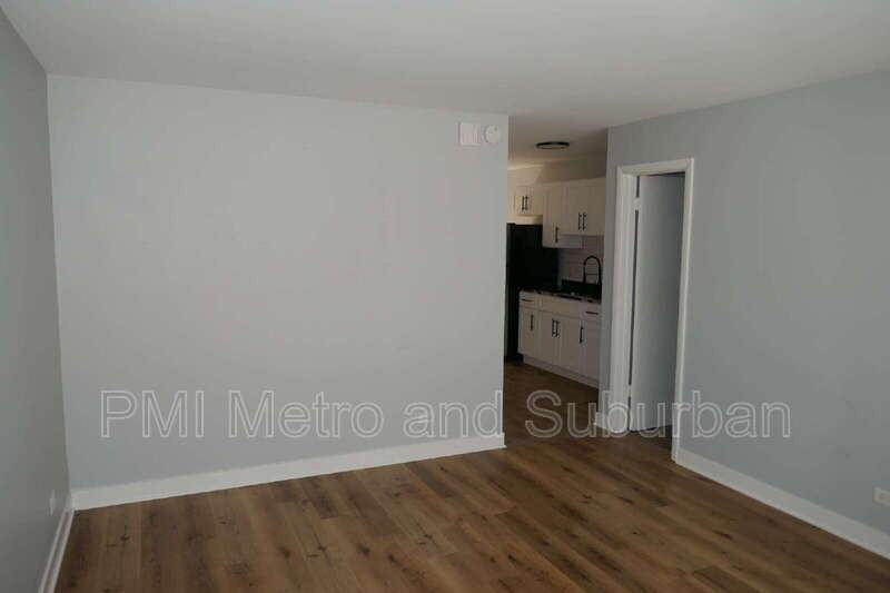748 E 5th Ct - Photo 4 of 10