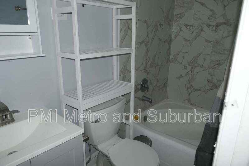 748 E 5th Ct - Photo 7 of 10
